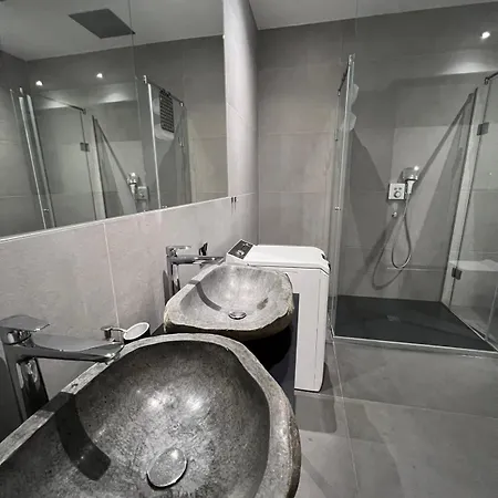Luxury Marina Apartments Rijeka Exterior photo