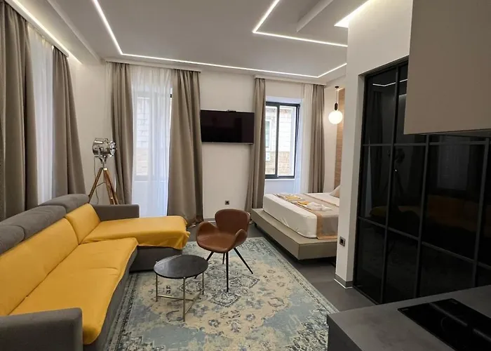 Luxury Marina Apartments