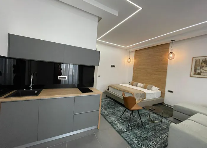 Luxury Marina Apartments