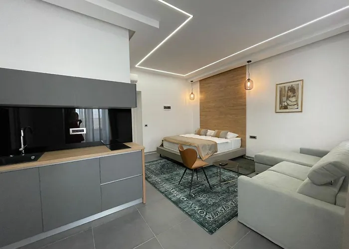 Luxury Marina Apartments