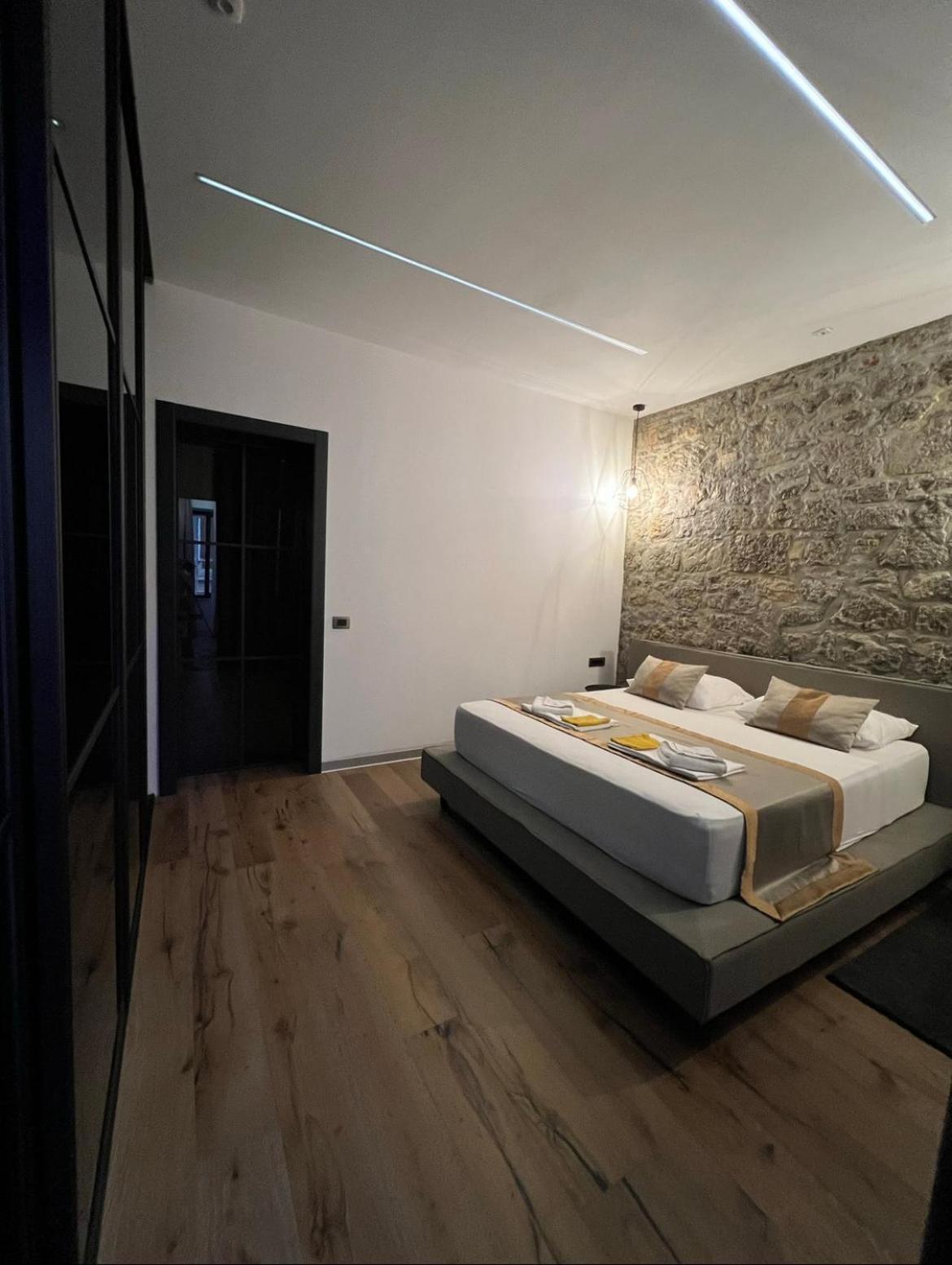 Luxury Marina Apartment *